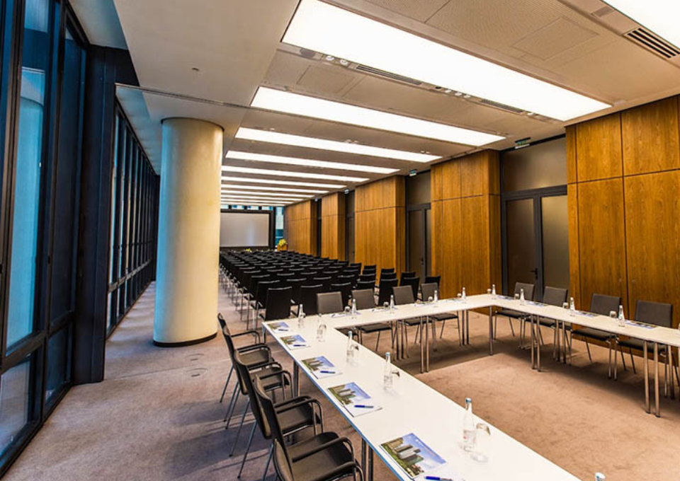 Deutsches Haus 33 Lê Duẩn, Phường Bến Nghé, Quận 1 (6)